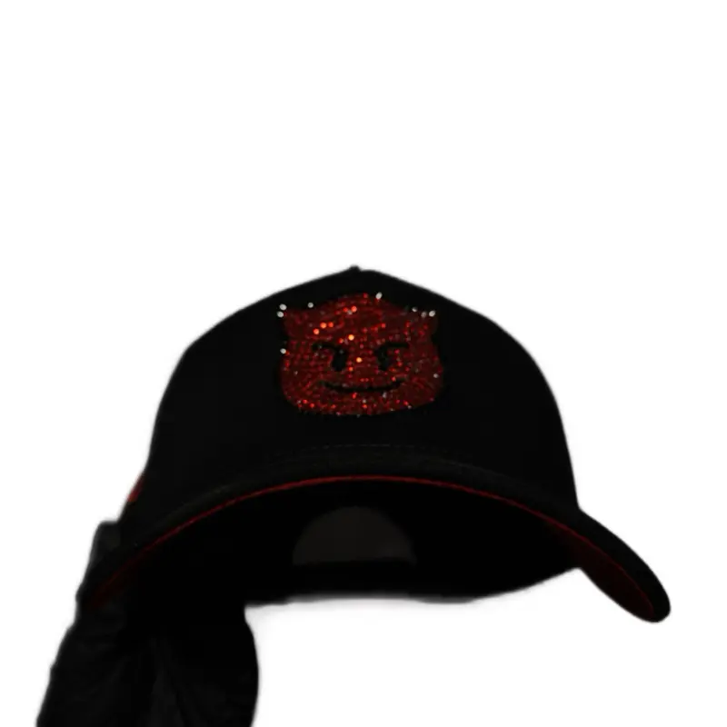 GORRA DEL DIABLITO ROJO CON PIEDRAS Black Cap with Red Devil Face Design and Stones Decoration Caps With Designs Hats Black Cap