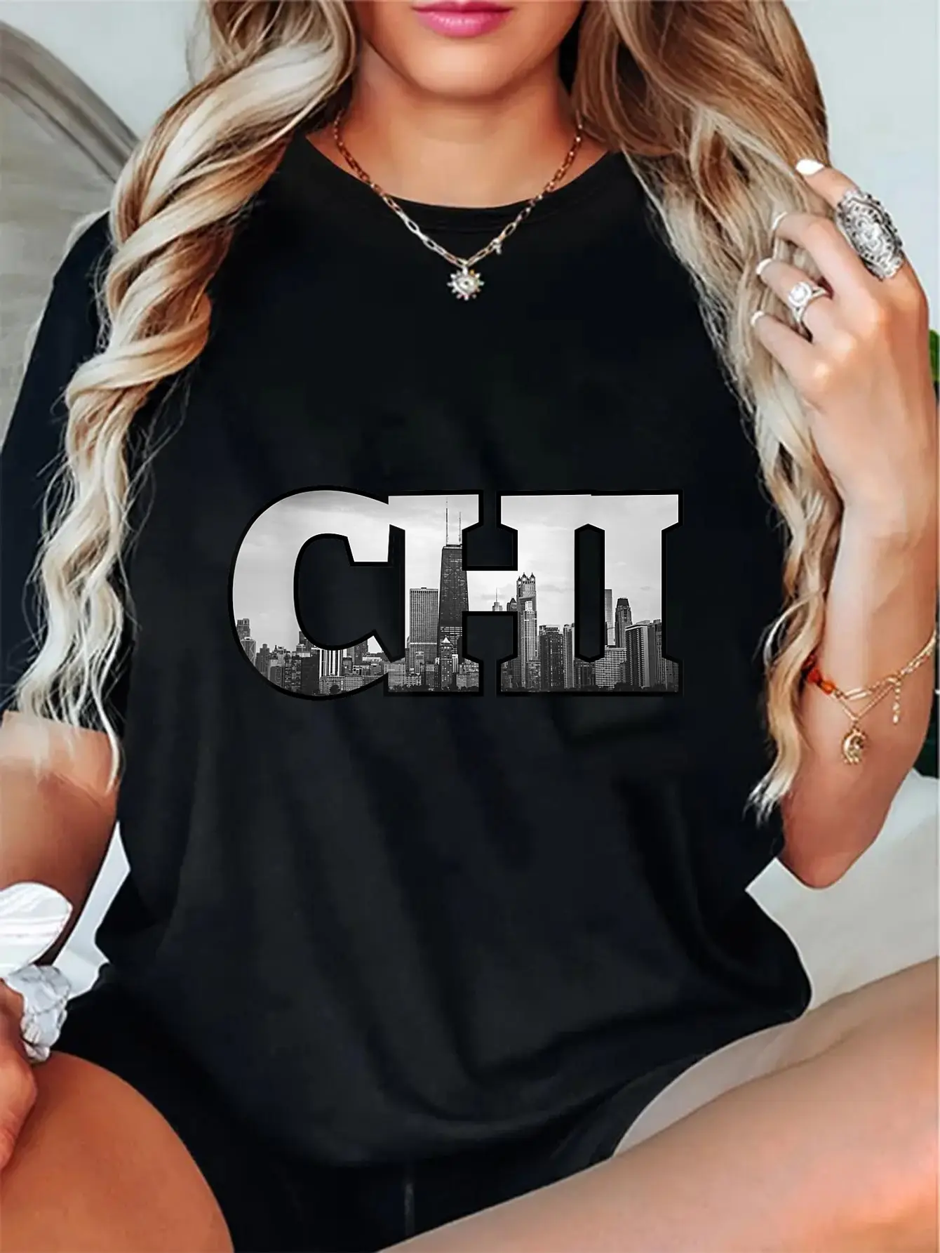 100% Cotton  Unisex CHI Chicago City Skyline Of Downtown Chicago, Illinois T-Shirt CHI Chicago City Skyline Swag Golf Gift T-Shirt For Men And Women