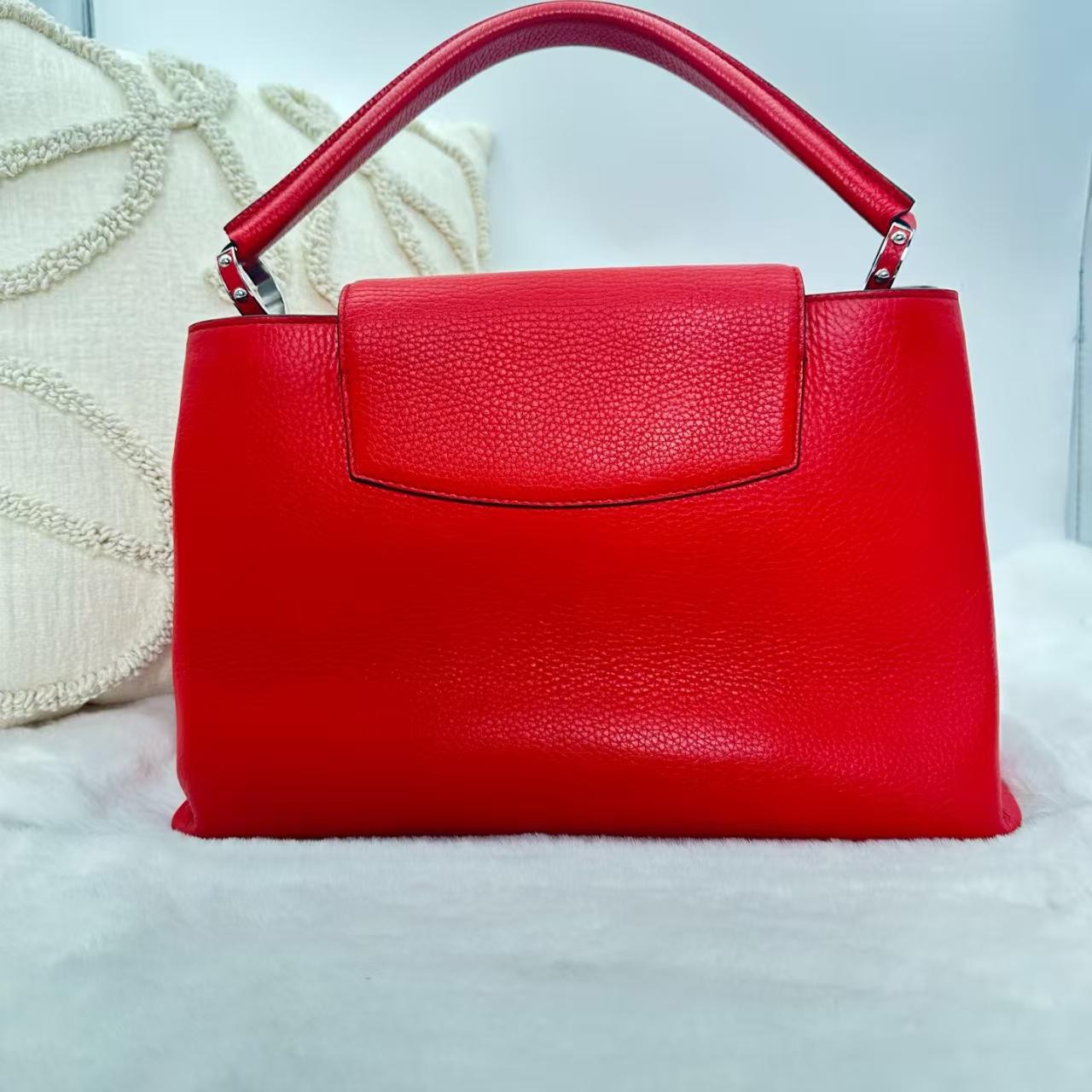 Pre-owned Louis Vuitton Capucines Handbag, Red Taurillon Calfskin, Silver Hardware Bag|19047156