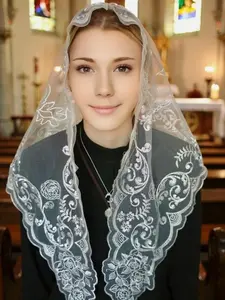 Gorgeous Vintage white Mantilla