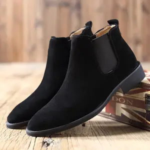 Retro Chelsea Boots Men British Style Pointed Toe Fashion Trendy Short Boots Walking Shoes Footwear
