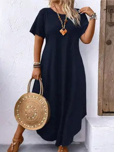 Women's Plus Size Round Neck Short Sleeve Solid Color Dress, Casual Summer Fashion, Comfortable, Stylish and Chic, Perfect for Daily Wear