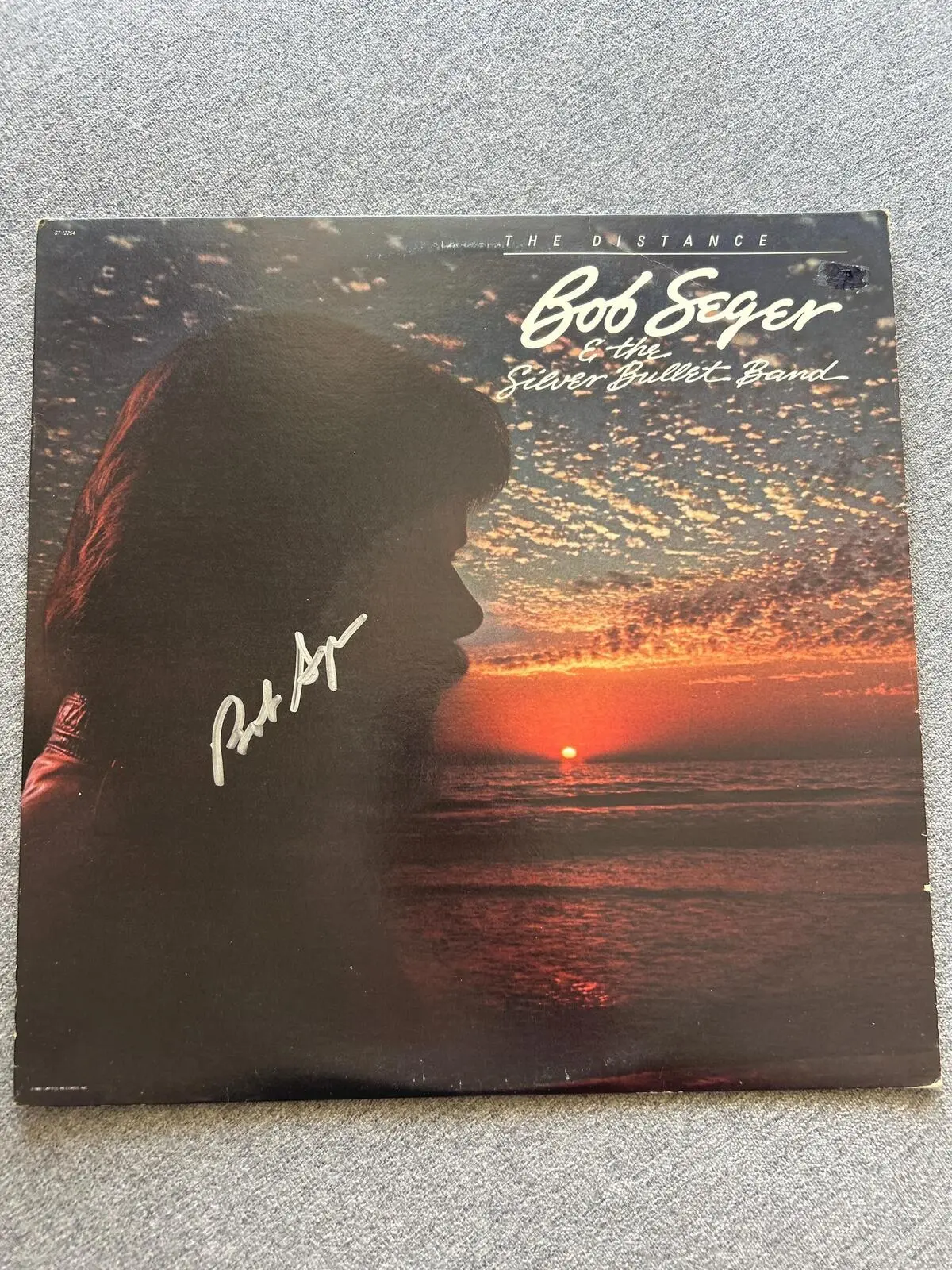 Bob Seger Autographed The Distance Music Vinyl LP Record - Rare Collectible with Authentic COA, Vinyl Records