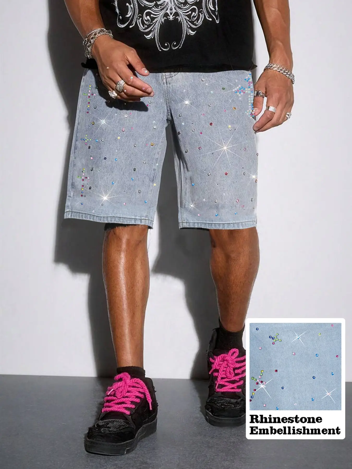 Summer Men's Colorful Rhinestone Detailing Cross Light Wash Denim Shorts, Loose-Fitting Mid Waist, Zipper Fly, Streetwear Fashionable for Daily Wear and Parties