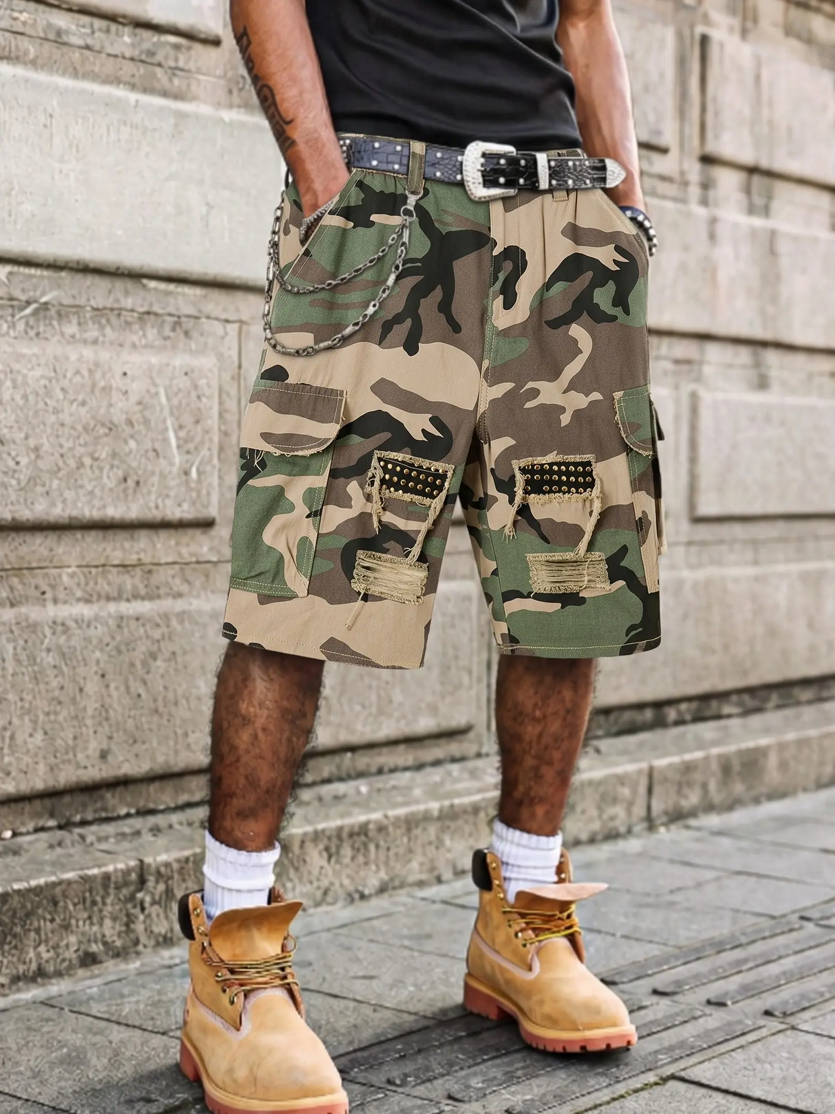 Men’s camouflage print cargo shorts with pockets and an elastic waistband; summer casual fashion camo shorts; men’s everyday bottoms; menswear; comfortable casual shorts; casual holiday shorts; relaxed-fit casual shorts