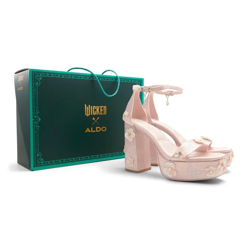 Wicked x ALDO Outstandiful ビジュー バレッタ Wicked x ALDO Beautifical Pink Platform Sandal with Flower and