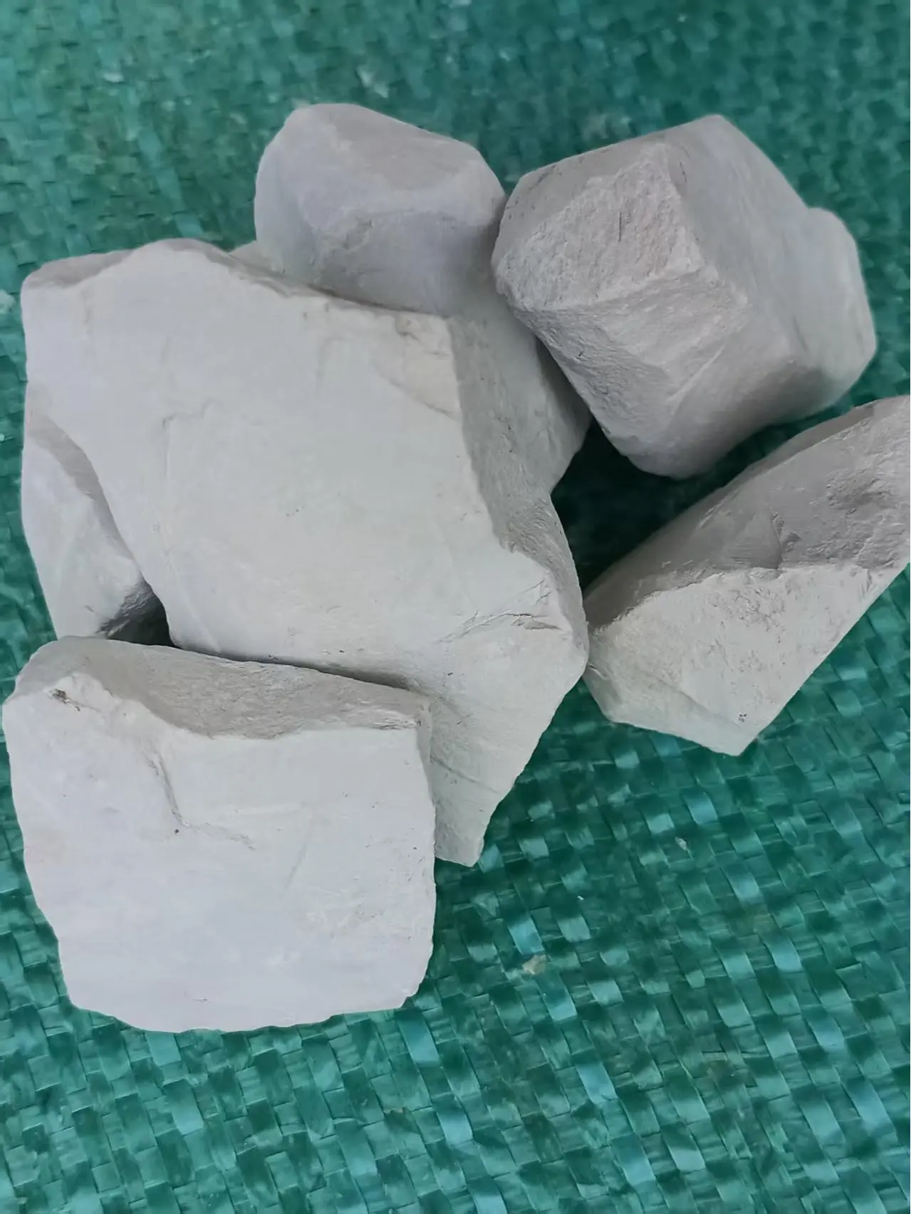 Pure White Natural Edible Kaolin Clay Rock Gift Box, Additive-Free DIY Garden Soil Supply, 7oz(200g)