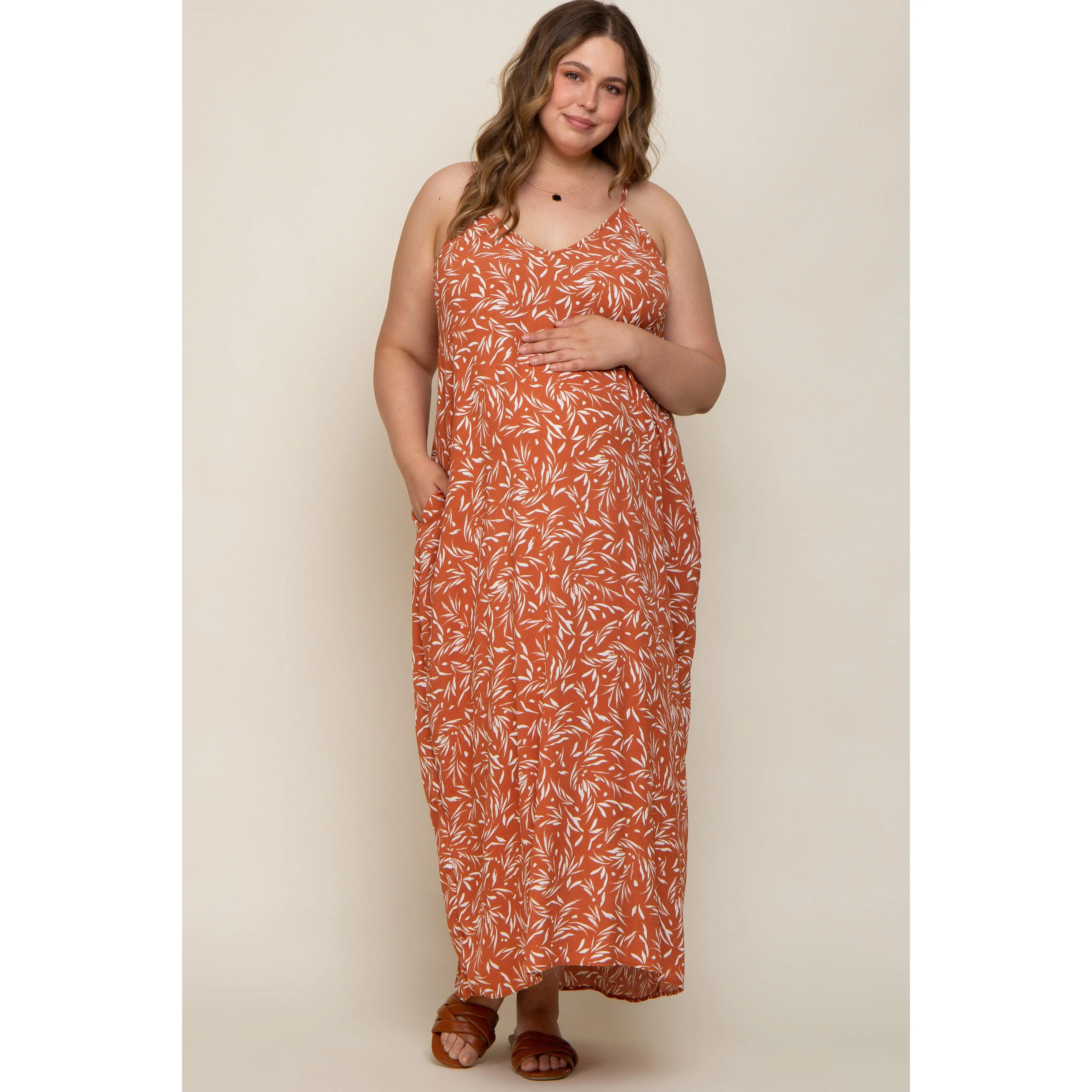 Maternity Plus Size Leaf Print Maxi Dress, Sleeveless Double V-Neck with Pockets | Pregnancy Outfits to Dress the Bump