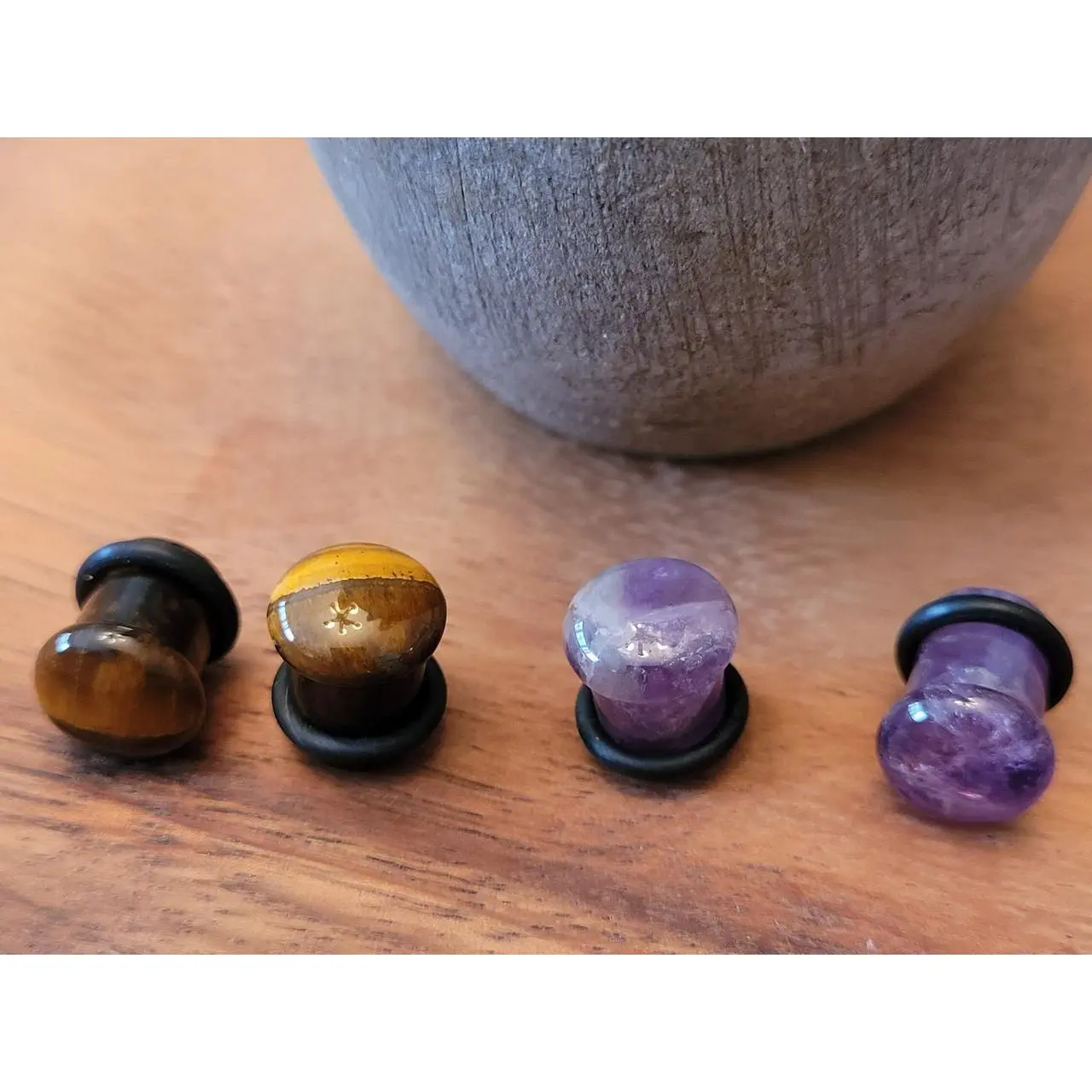 2 Pairs Amethyst and Tiger Eye Organic Stone Plugs Single Flare Ear Gauges earrings 5/8 9/16 1/2 00g 0g 2g 4g 6g men women unique gift set