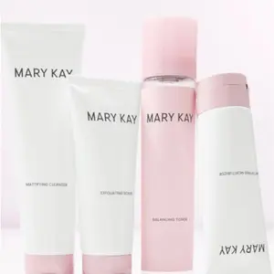 Mary Kay Hydrating and Mattifying Regimen Skin Care Set - Hydrating Cleanser, Balancing Toner, Exfoliating Scrub & Moisturizer for Normal to Dry Skin Moisture Moisturizing Hydrate