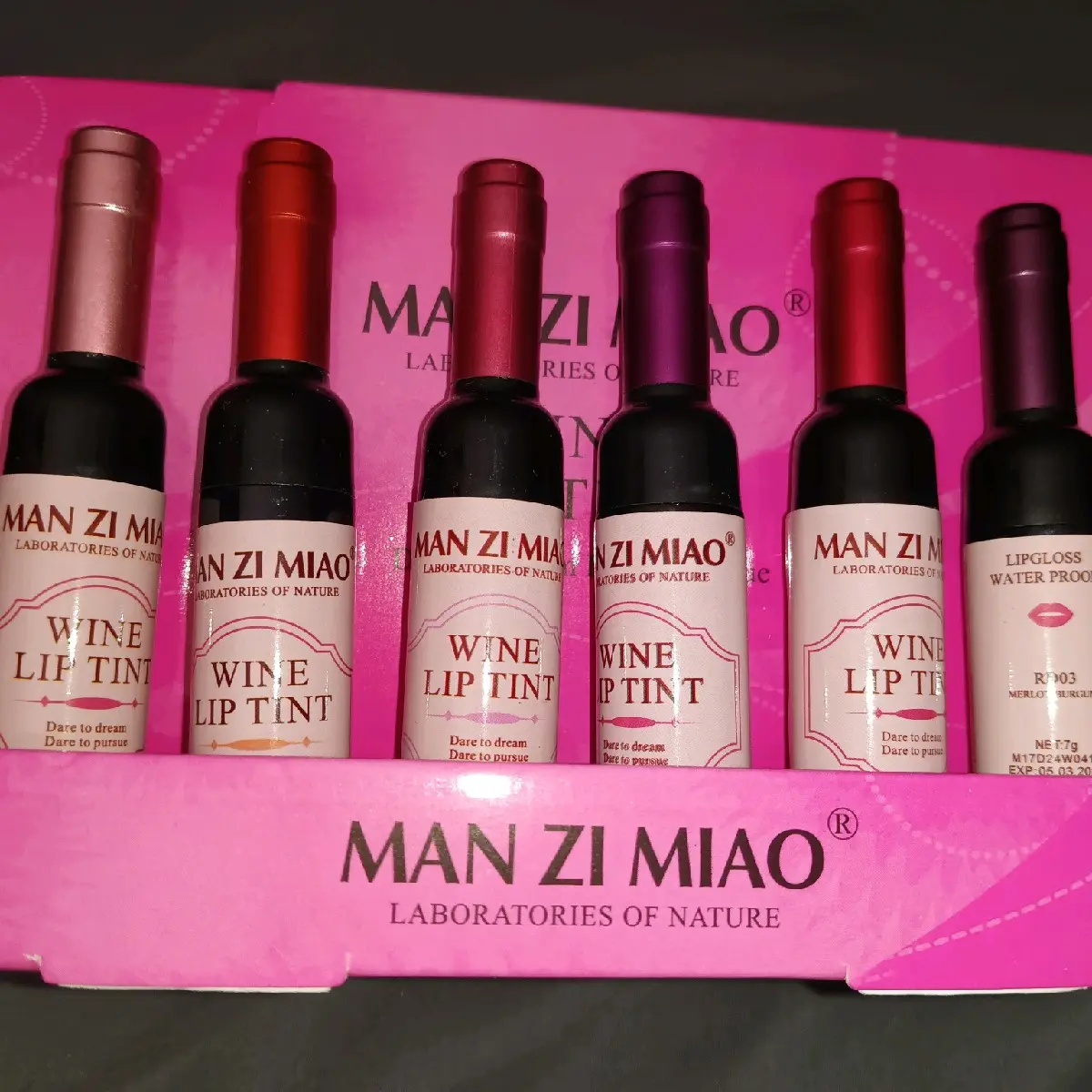 Wine lip tint 24 hour lasting Makeup Lipgloss Glossy Wine lip tint 24 hour lasting Makeup Lipgloss Glossy
