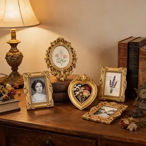 12Pcs Vintage Mini Picture Frames,Creative Small Ornaments DIY Cream Glue Phone Case Materials Refrigerator Decorating Magnet,for DIY Photo Crafts Holiday Party Wedding Decor