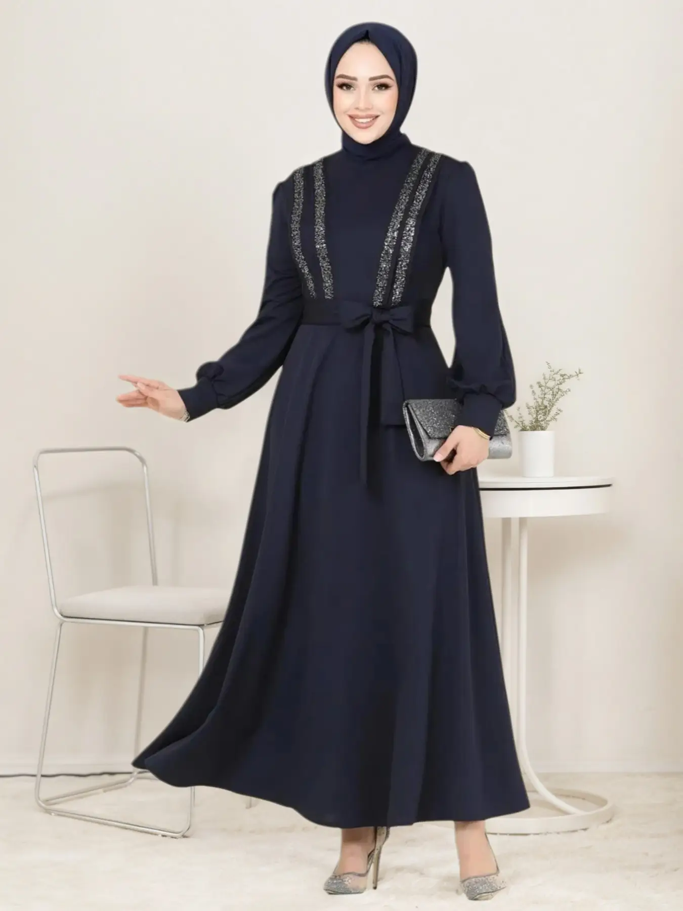 Women's Elegant Long Dress, Round Neck Sequins Patchwork Design, Loose-Fit Plain Woven Fabric, All Season Fashionable