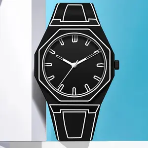 Anime Style, White 2D Comic Book Watch,Men's & Women's , Fashionable Design , Ideal for Holiday Gifts ,Newyear Fine Gifts hand silicone strap,waterproof casual sporty wristwatch Analog Quartz Sports Waterproof,school watch