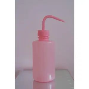 SQUEEZE BOTTLE