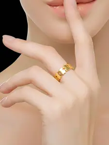 18K Gold Plated Cute Bear Silhouette Eternity Ring for Women, Dainty Animal Motif Band for Valentine's Day Mother's Day Carnival, Versatile Jewelry for Daily Party Holiday Sport Gift