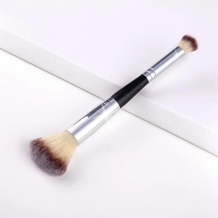 Double-ended foundation brush, concealer brush, soft-bristled makeup brush, loose powder brush, blush brush, beauty tool Double-ended foundation brush, concealer brush, soft-bristled makeup brush, loose powder brush, blush brush, beauty tool