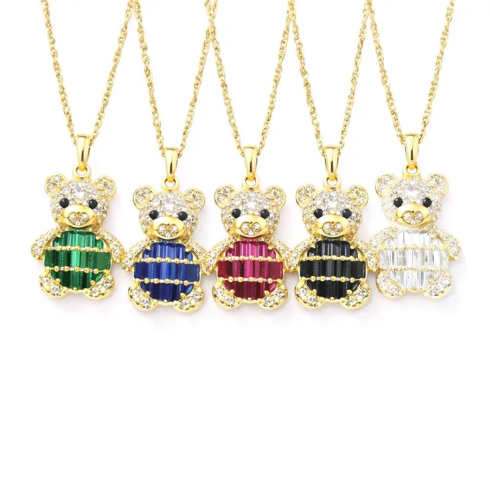 Cadenas delgada torcidas con dijes de osos de different colors approximately 18 inch long necklaces