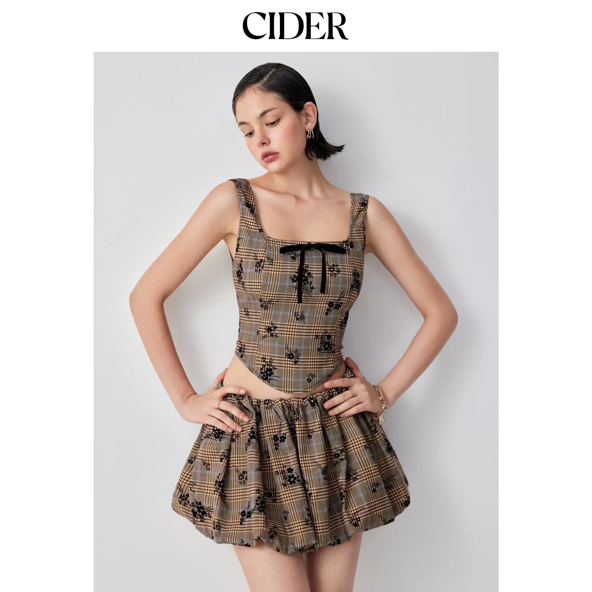 Cider Women's 2-Piece Plaid-Floral Square Neck Corset Top & Bubble Mini Skirt Clothes Set