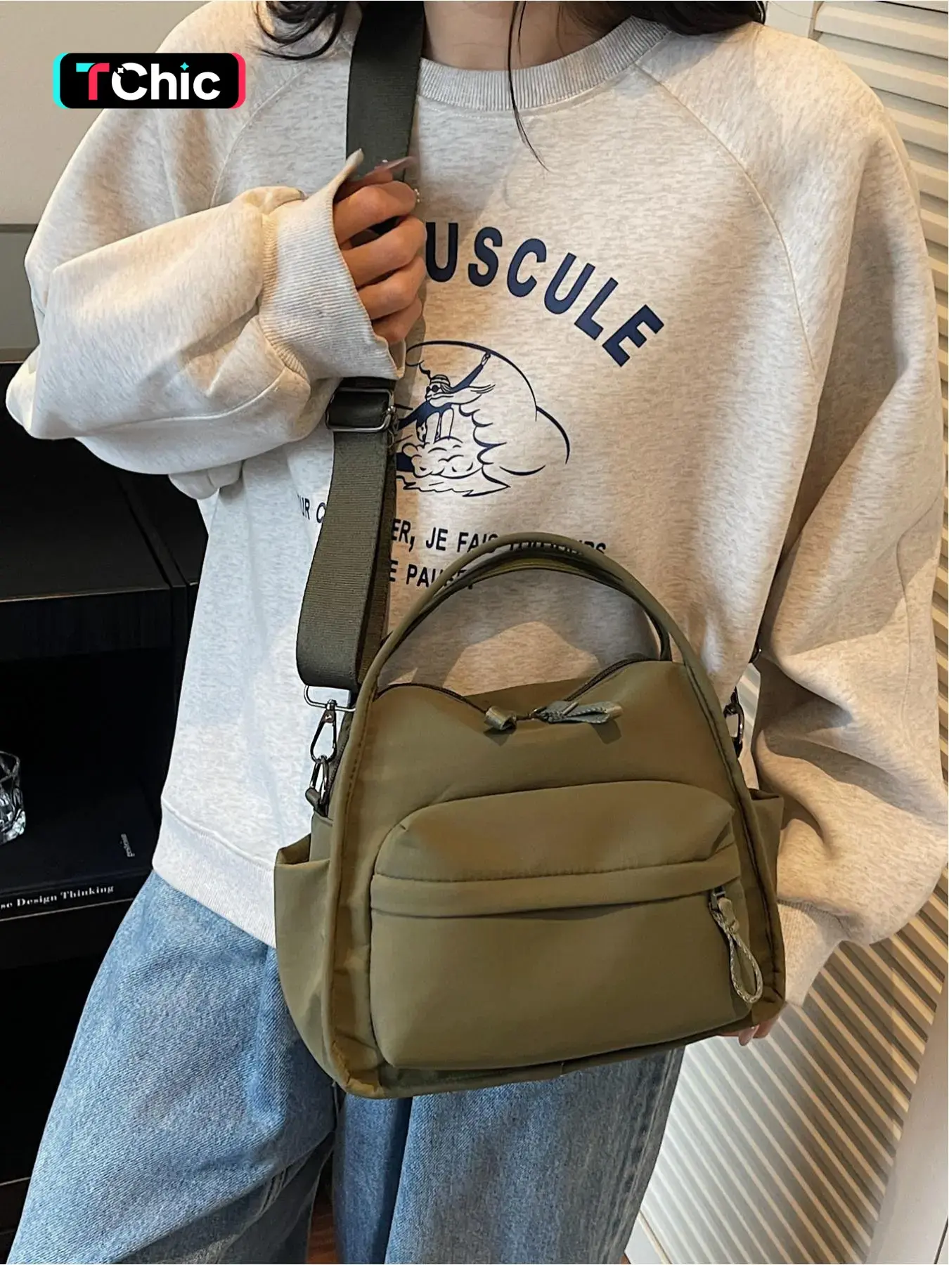 Fashionable, trendy, lightweight, comfortable Adjustable shoulder bag, high-end, simple, casual crossbody bag, niche design, solid color handbag, Everyday Bag, Casual Messenger Bags