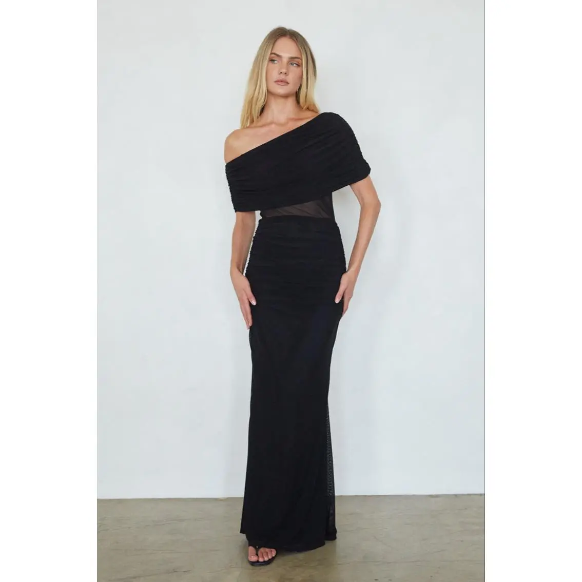 Women's Anora Off-the-Shoulder Bodycon Maxi Dress, Spandex-Polyester Fabric, Casual Top-Integrated Design, Fit, Mesh, Off The Shoulder Casual Dresses, Off-Shoulder Fashion