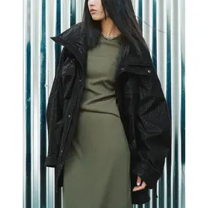 URBAN REVIVO 2026 Spring Women's Oversized Faux Leather Utility Jacket Multi-Pocket Stand Collar Straight Coat WomensWear UWJ140001