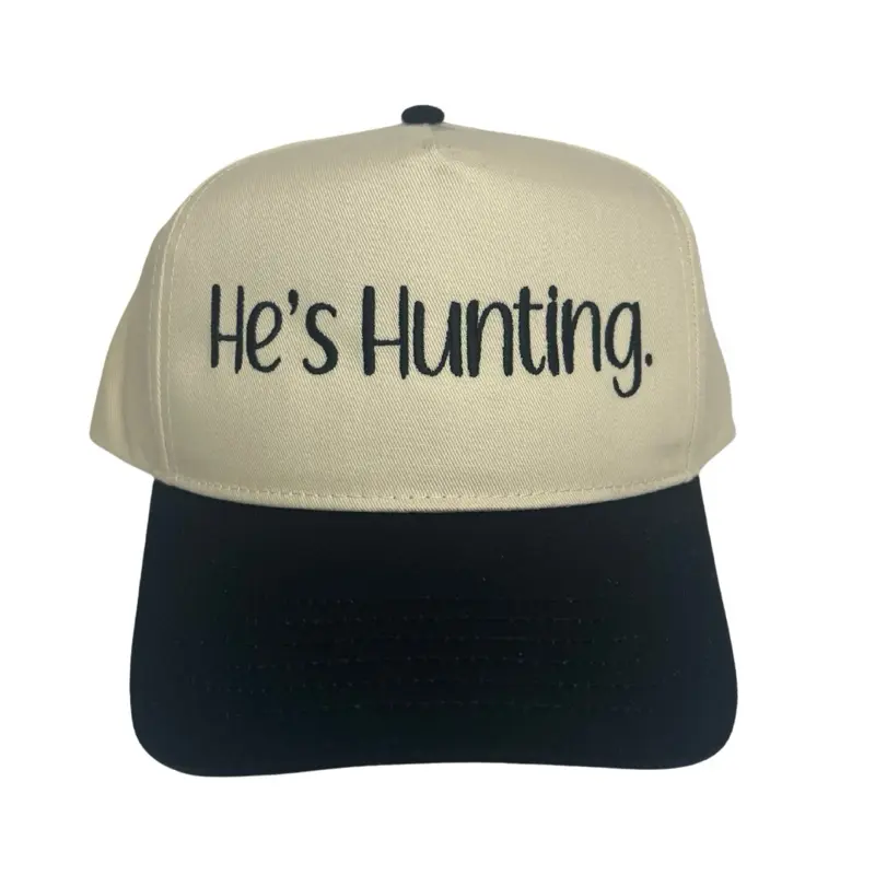 “He's Hunting” Snapback for Women - Stylish Beige & Black Design - Perfect for Supporting Partners on Hunting Trips