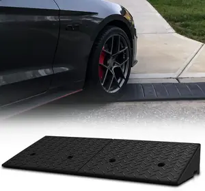 6" Rise Threshold Ramp Heavy Duty Loading Driveway Ramp Rubber Curb Ramp 38.5 in L x 15 in W x 6 in H for Cars, Warehouse, Wheelchair, Motorcycles
