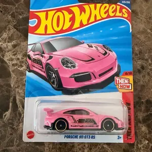 Hot Wheels Porsche 911 GT3 RS Pink Edition  1:64 Scale