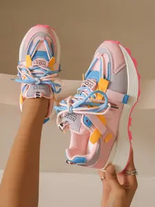 New Women's Thick Sole, Stylish Breathable Mesh Lace-Up Fashion Running Shoe Sneakers for All Seasons, Comfortable Casual Footwear, Fashionable Running Shoes