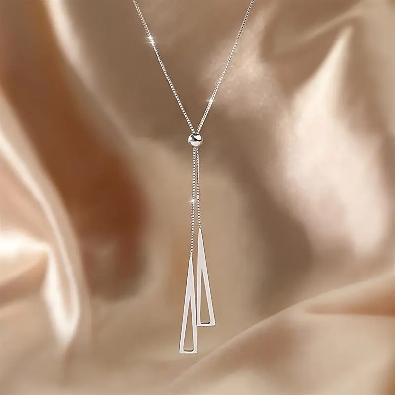 Sweater Necklace for Women, Minimalist Chic Crystal Metal Y-Chain with an Adjustable Zipper, Party Ready Geometric Shape Triangle Pendant, Triangle Motif, Unisex Wear, Year-Round Use, Zipper Accent, Long Length Necklaces