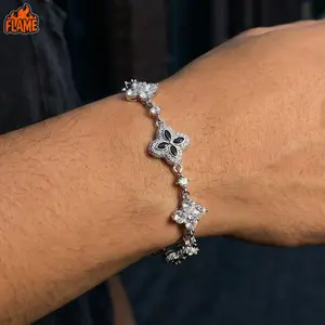 [FLAME] Hip-Hop Zircon Luxury High-End Lucky Four-Leaf Clover Bracelet for Men Fashion Accessory Outdoor Nightclub Jewelry Birthday Valentine's Day Anniversary Gift