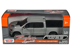 2019 RAM 1500 Laramie Crew Cab Pickup Truck Gray 1:27 Scale Diecast Model Car by Motormax