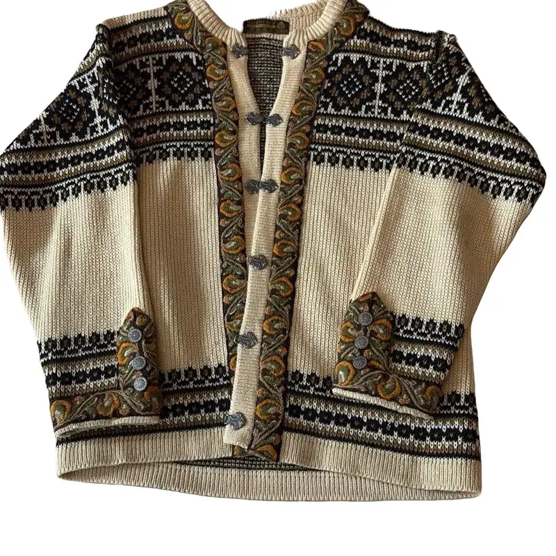 Vintage Nordic Wool Sweater with Embroidery Size M - Cream & Black Fair Isle Pattern
