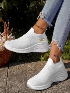 Breathable Womens Walking Shoes Non Slip Sole Lightweight Comfortable for Outdoor Walking and Exercise