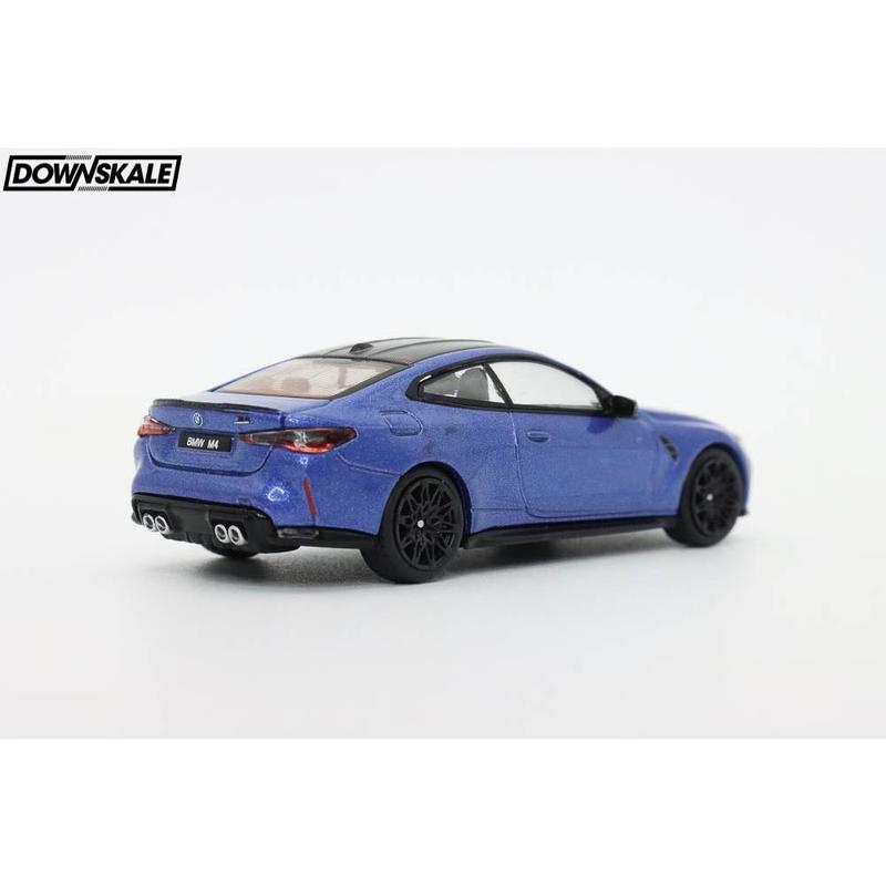 MINI GT BMW M4 Competition (G82) - Portimao Blue Limited Edition