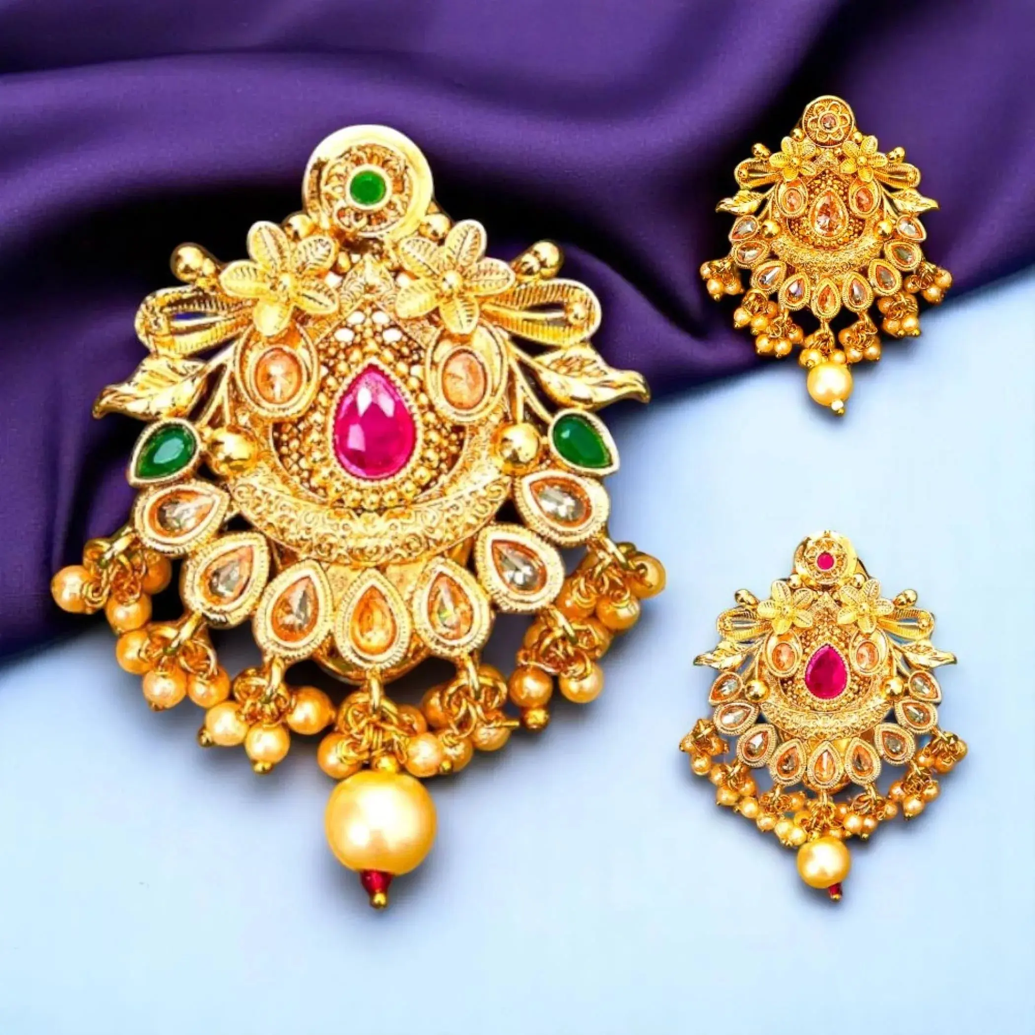Sari Brooch for Indian Saree Bollywood Traditional Kundan Design Jewelry Brooch for Women Bridal Golden Brooches Pins Scarf Dupatta Dress Accessories for Wedding (2.5 Inches)