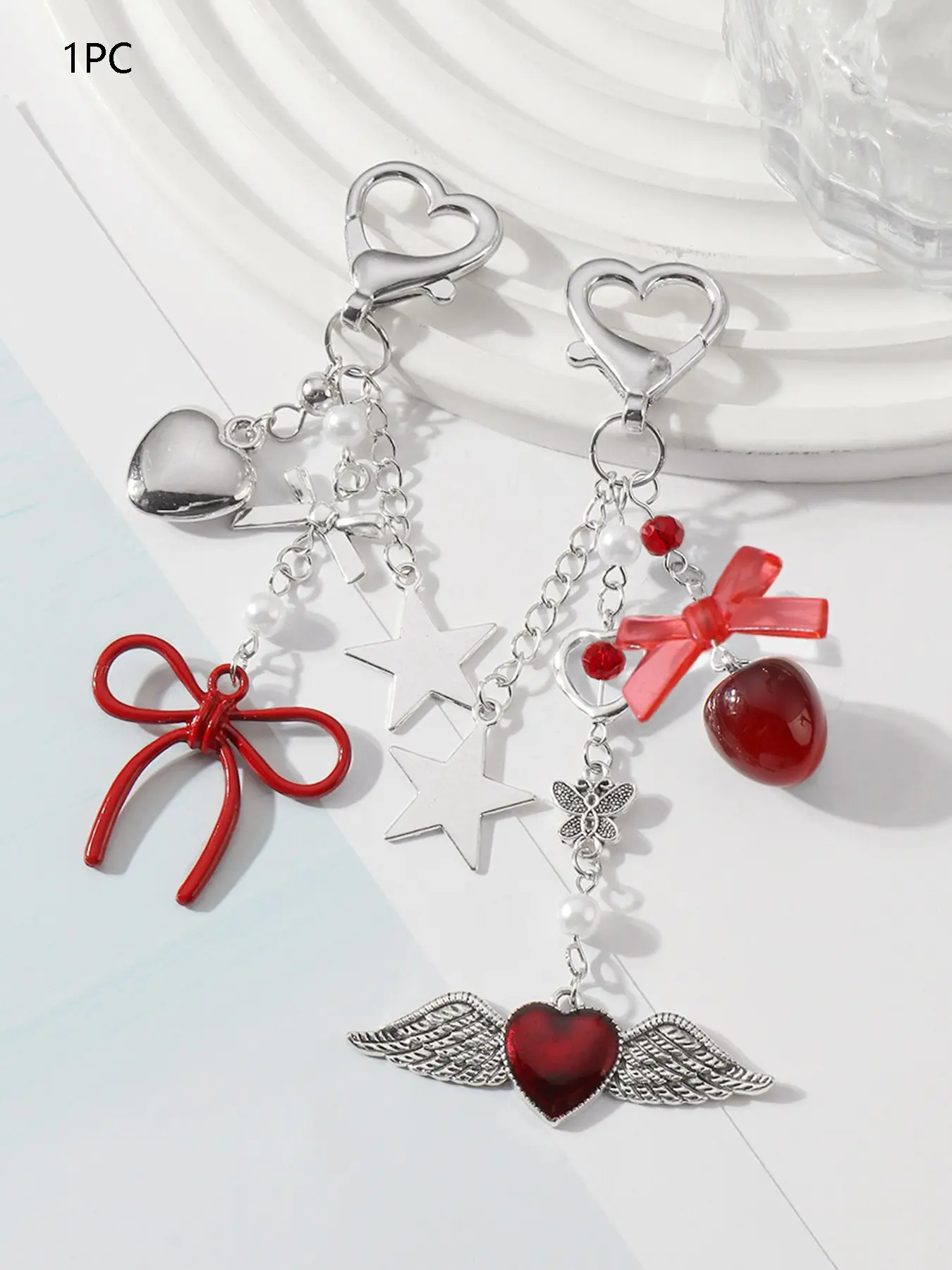 Sweet and cool red and silver love bag hanging, metal love buckle red bow decoration, niche exquisite everyday versatile, Stylish Backpack Charm, eye-catching personality suitable for everyday wear, shopping and dating gifts, Bag Charms