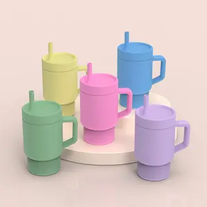 Silicone Drinking Cup with Lid and Straw, Stanley Anti-Scald Shatterproof Cup, Portable Mini Travel Mug, Ideal for Outdoor Camping, Travel, Gym, Silicone Cups