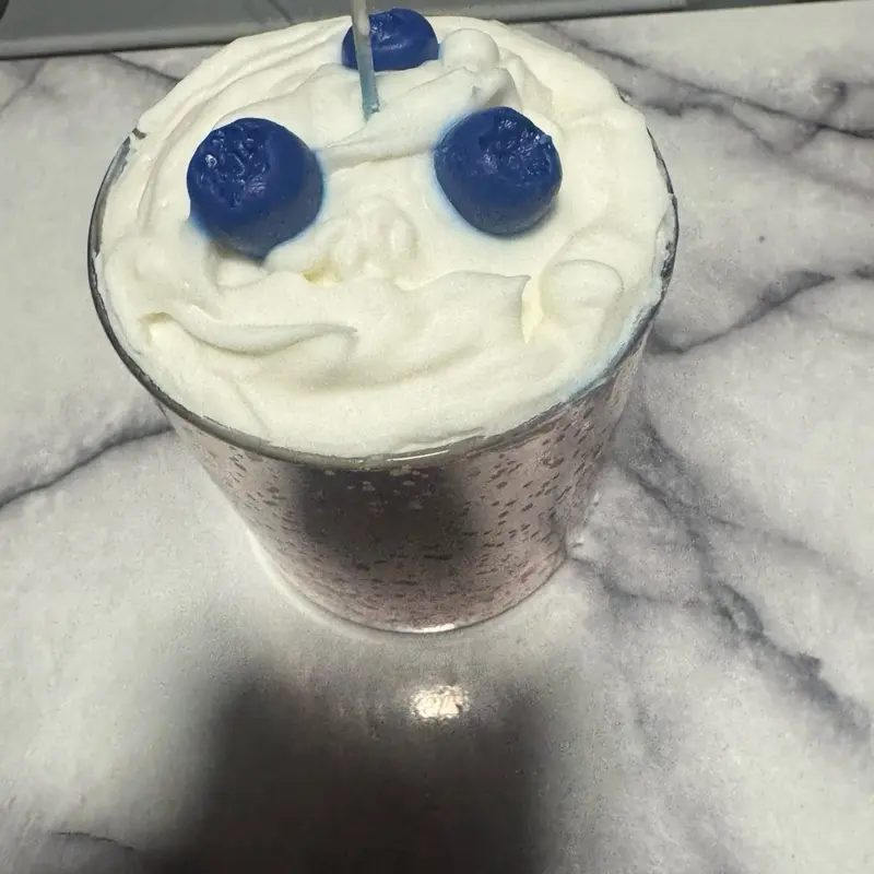 Artisanal Blueberry Cheesecake Scented Candle, Food-Inspired Home Fragrance for Cozy Spaces
