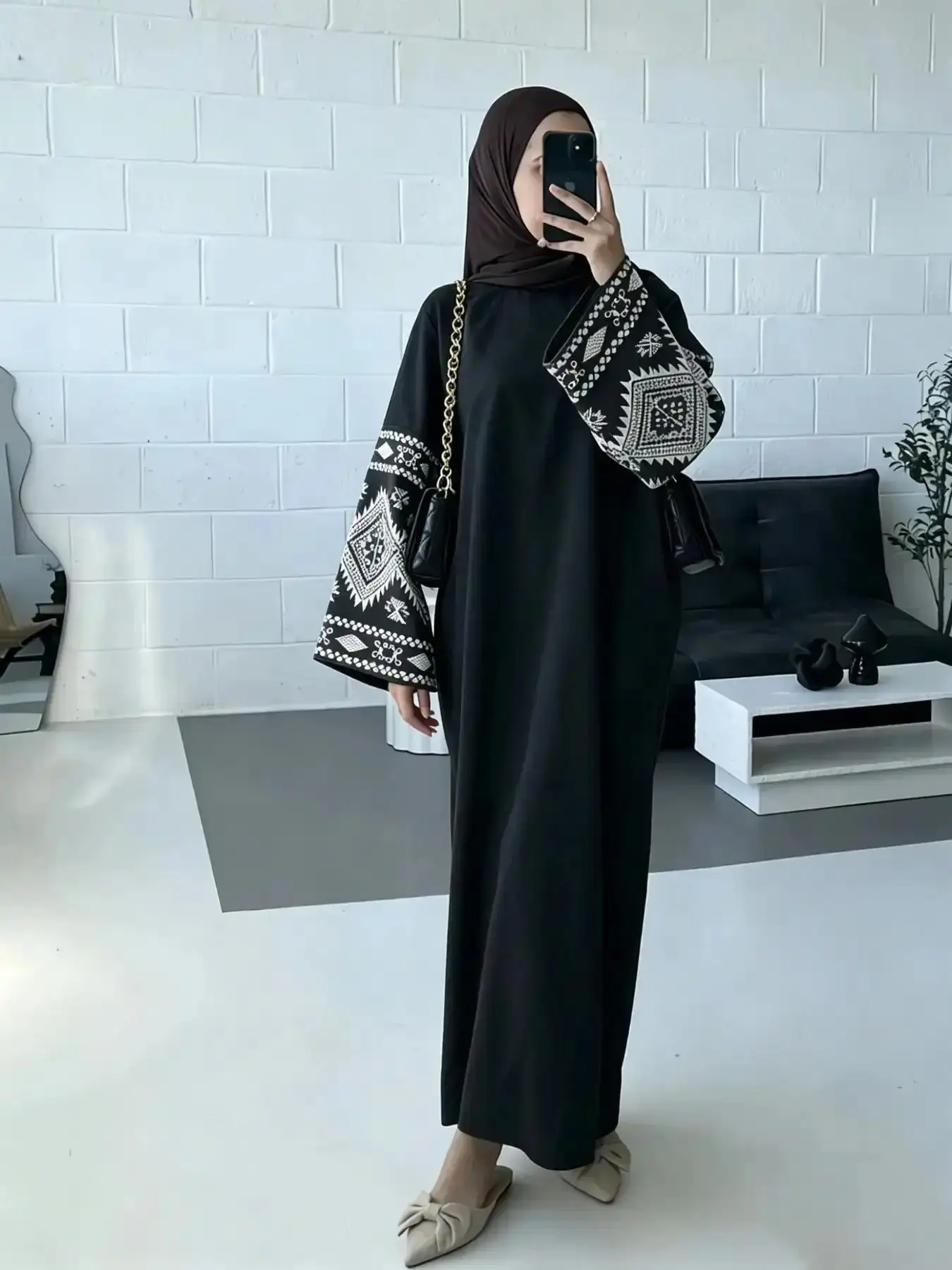 Trendy High-End Embroidered Dubai Turkish Long Robe Relaxed Style, Modest Islamic Clothing, Elegant Women's Loungewear, Comfortable and Stylish, Perfect for Home Use, Modesty Muslim Printed Top Quality