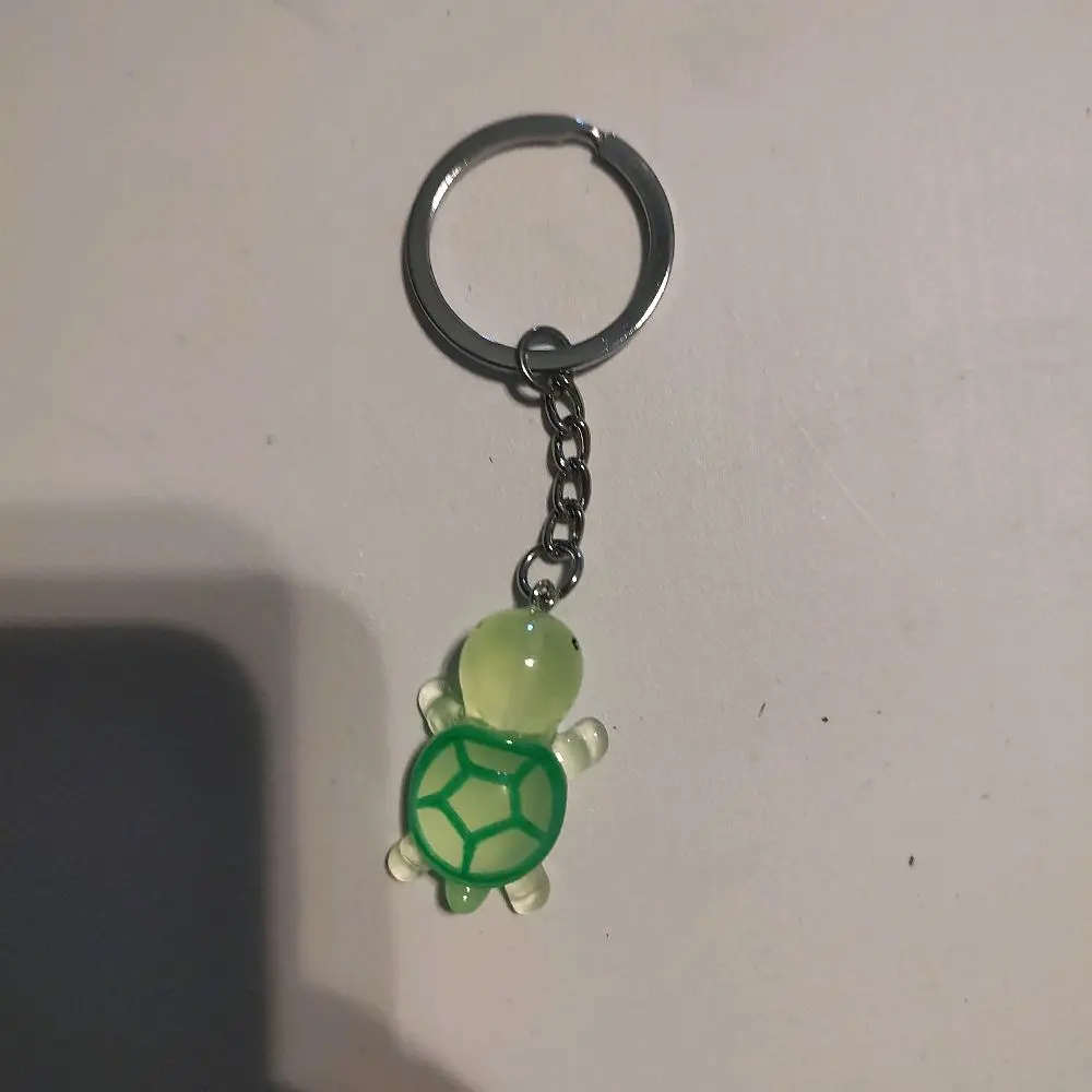 glow in the dark green turtle key chain