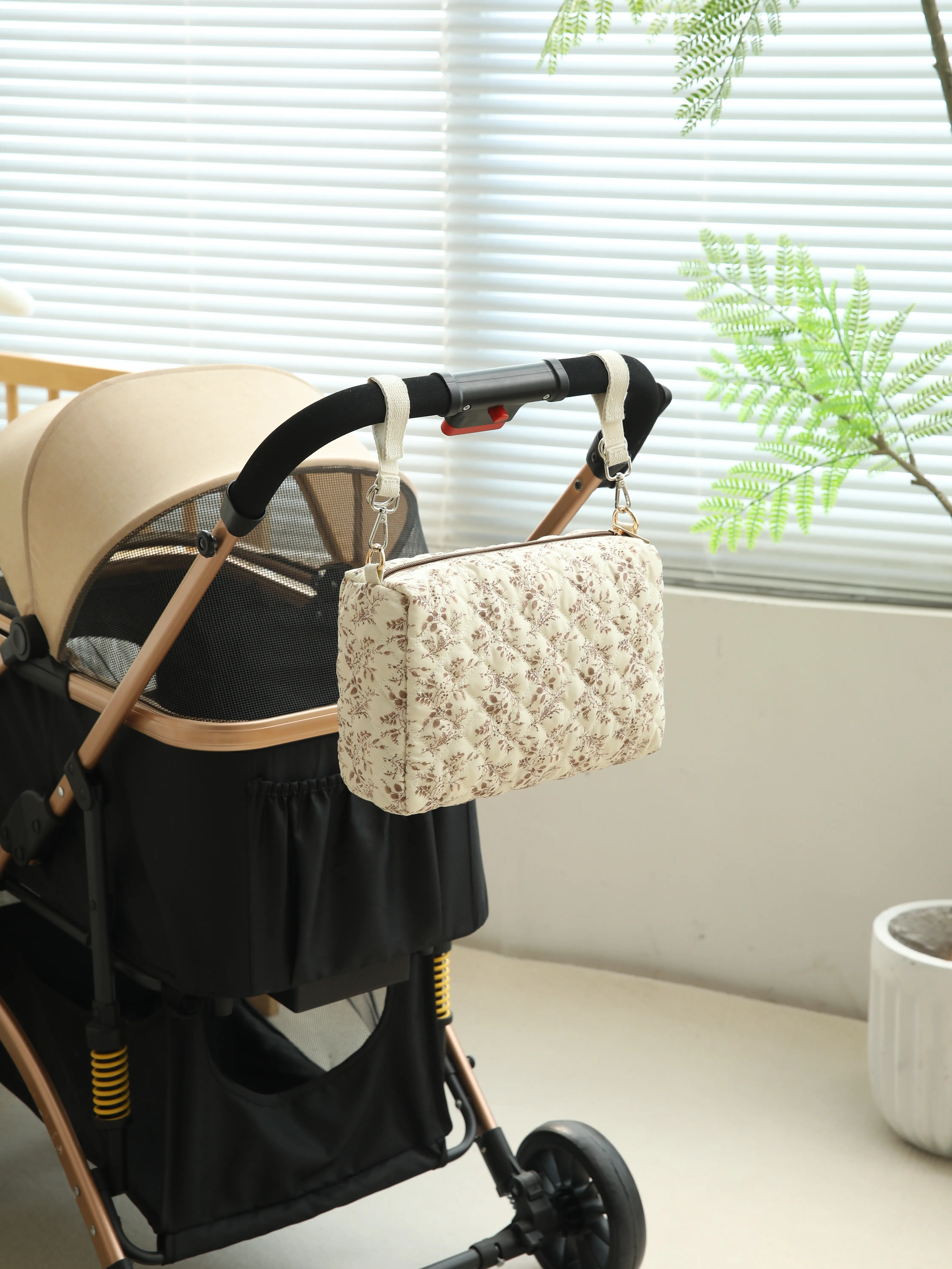Portable Quilted Stroller Organizer Bag - Lightweight Hanging Mom Essentials Pouch for Baby Stroller, Car Travel & Home Storage