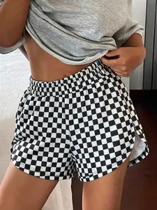 Y2K Millennium style checkerboard pattern elastic waist loose casual shorts, suitable for women's summer beach vacations and daily casual wear on the street Bottom
