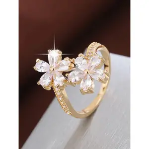 A fresh floral design with an artificial zircon opening for adjustable ladies' rings Cubic Zirconia Rings