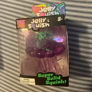 Schylling NeeDoh  jelly squish toy sq quishy