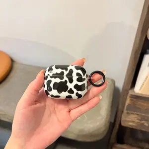 Fashionable Black White Cow Texture Pattern Contrasting Black Color Block With Black Ring Earphone Case Protection Suitable for AirPods Pro3 Pro Pro2 1 2 3 4