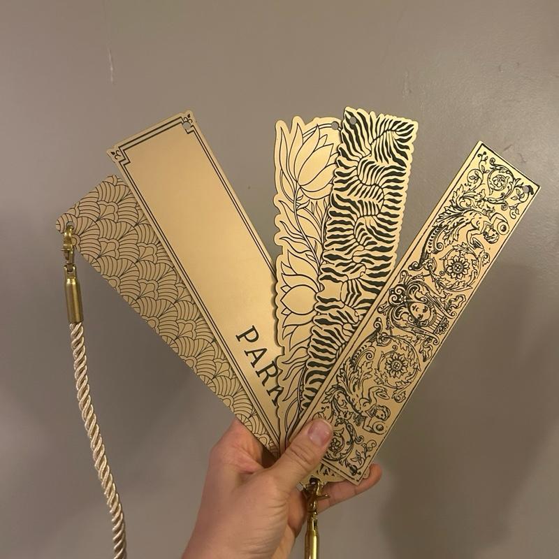 Gold Acrylic Book Holder "Purse" - Elegant Bookmark for Book Lovers