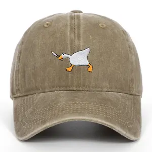 Embroidered Goose Baseball Cap — Quirky City-Style Streetwear Duckbill Casual Fashion Hat