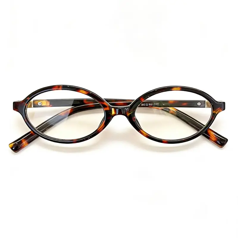 Oval Full-Rim Fashion Glasses for Women and Men, Retro-Inspired Frame with Gold-Tone Temple Accents